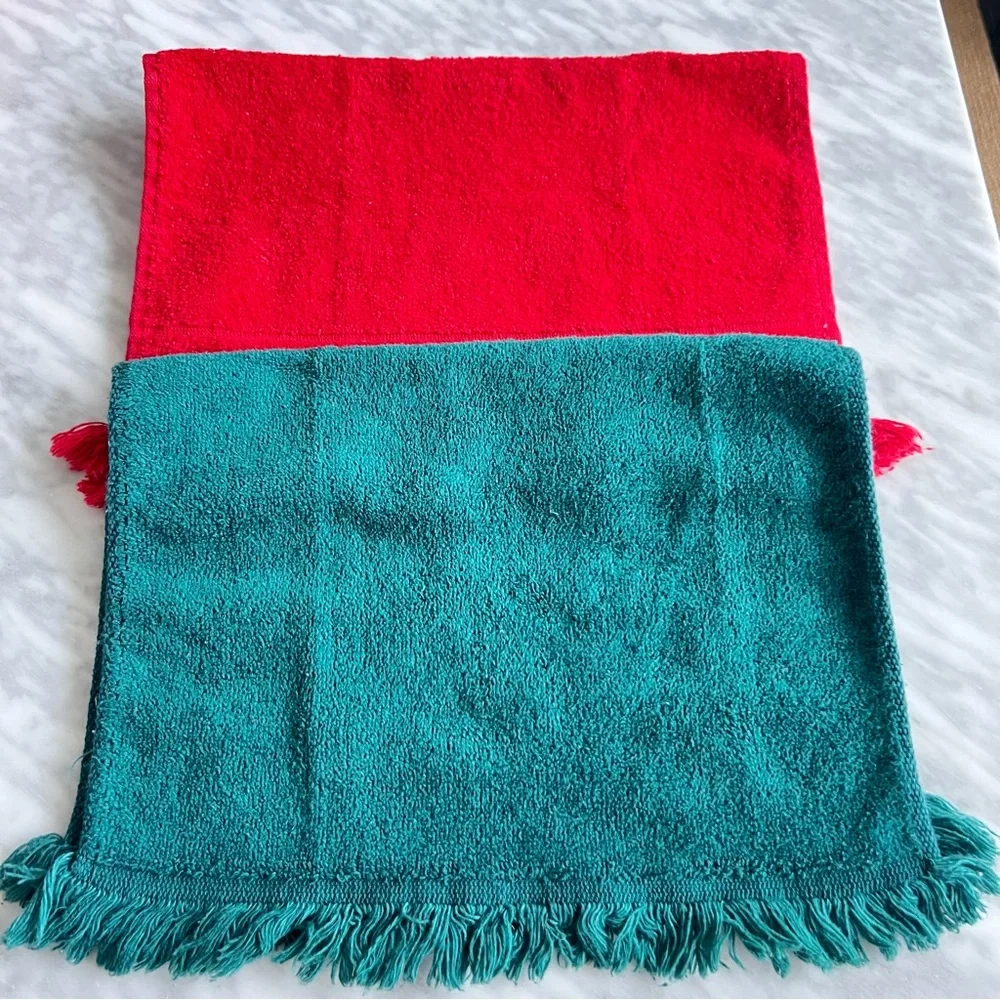 Vintage Embroidered Christmas Towels 15x11